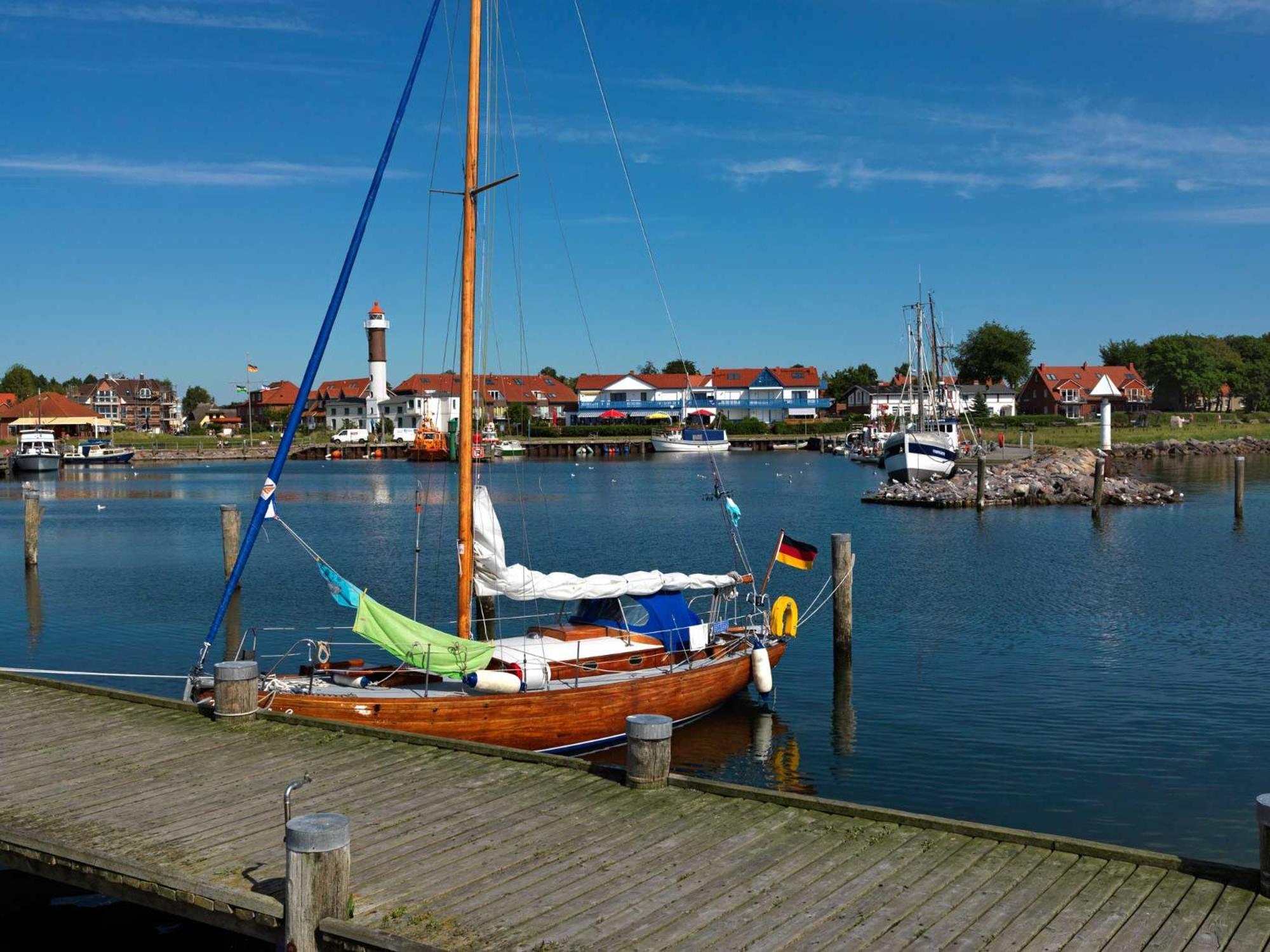 Ferienwohnungen Am Lotsenstieg Abendrot Insel Poel Exterior photo